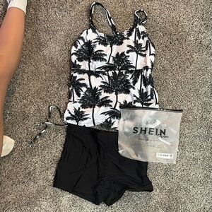 SHEIN Palm Print Tankini Set